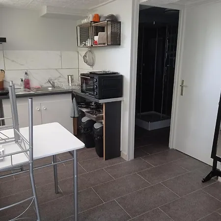Rez De Chausse
