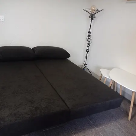 Rez De Chausse Apartmán *